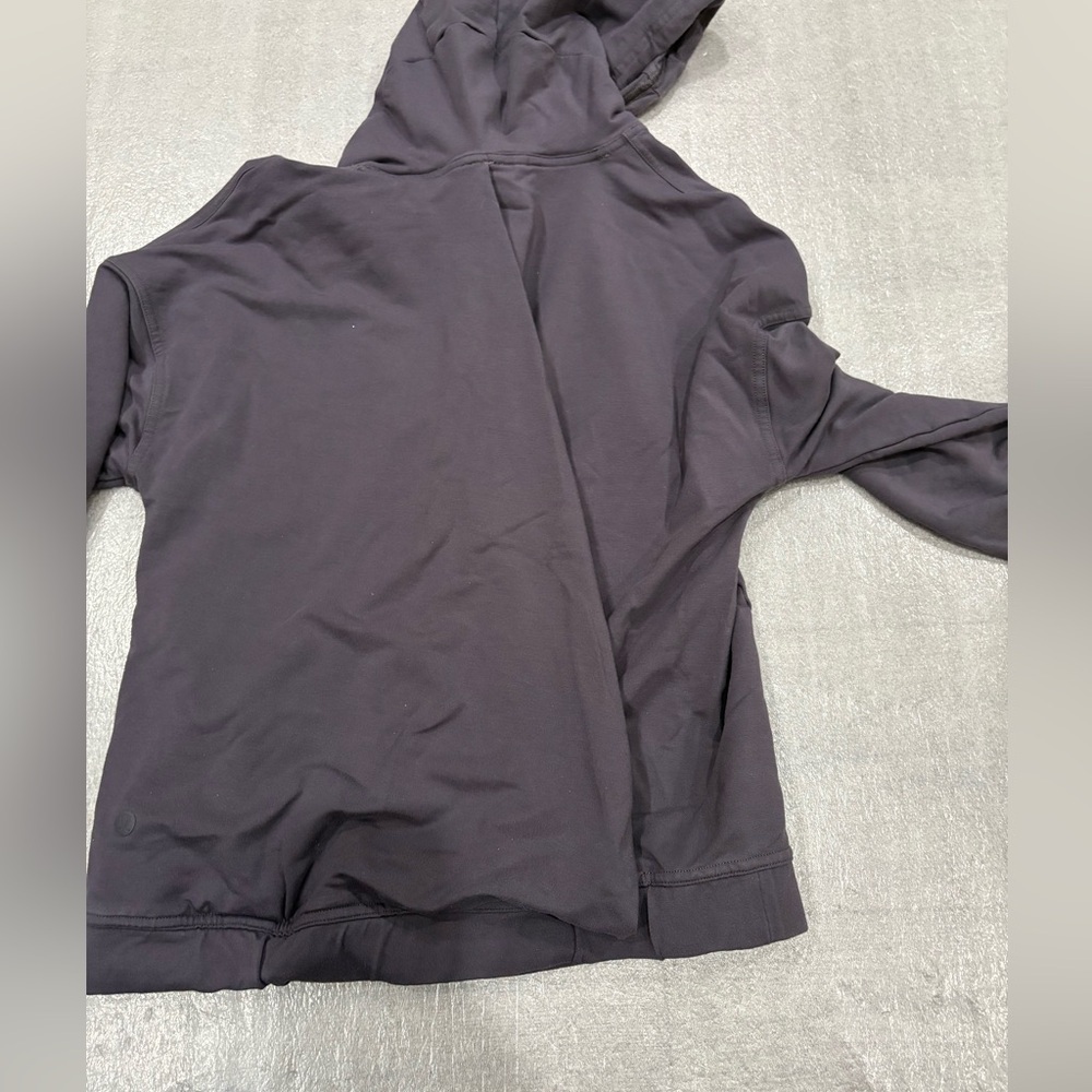 [4]Lululemon Twisted & Tucked Pullover Hoodie Gray - Picture 6 of 7